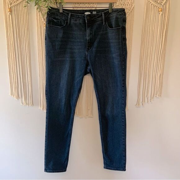 OLD NAVY Women’s Rockstar Super Skinny High Rise Dark Wash Jeans Bermuda 16 - Picture 2 of 13
